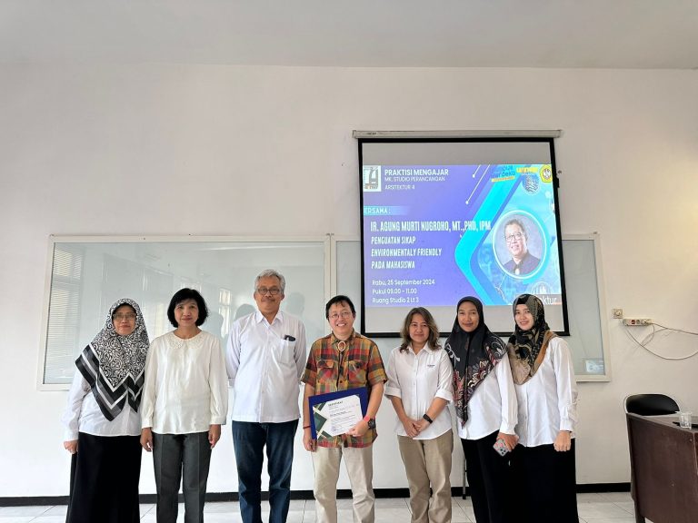 Praktisi Mengajar: Penguatan Sikap Environmentally Friendly pada Mahasiswa Arsitektur Universitas Merdeka Malang